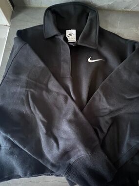 Nike Sweater